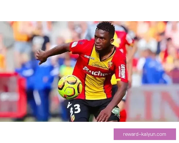 布雷斯特本赛季表现稳健,逐渐展现出竞争力增强的趋势 布雷斯特本赛季表现稳健,逐渐展现出竞争力增强的趋势